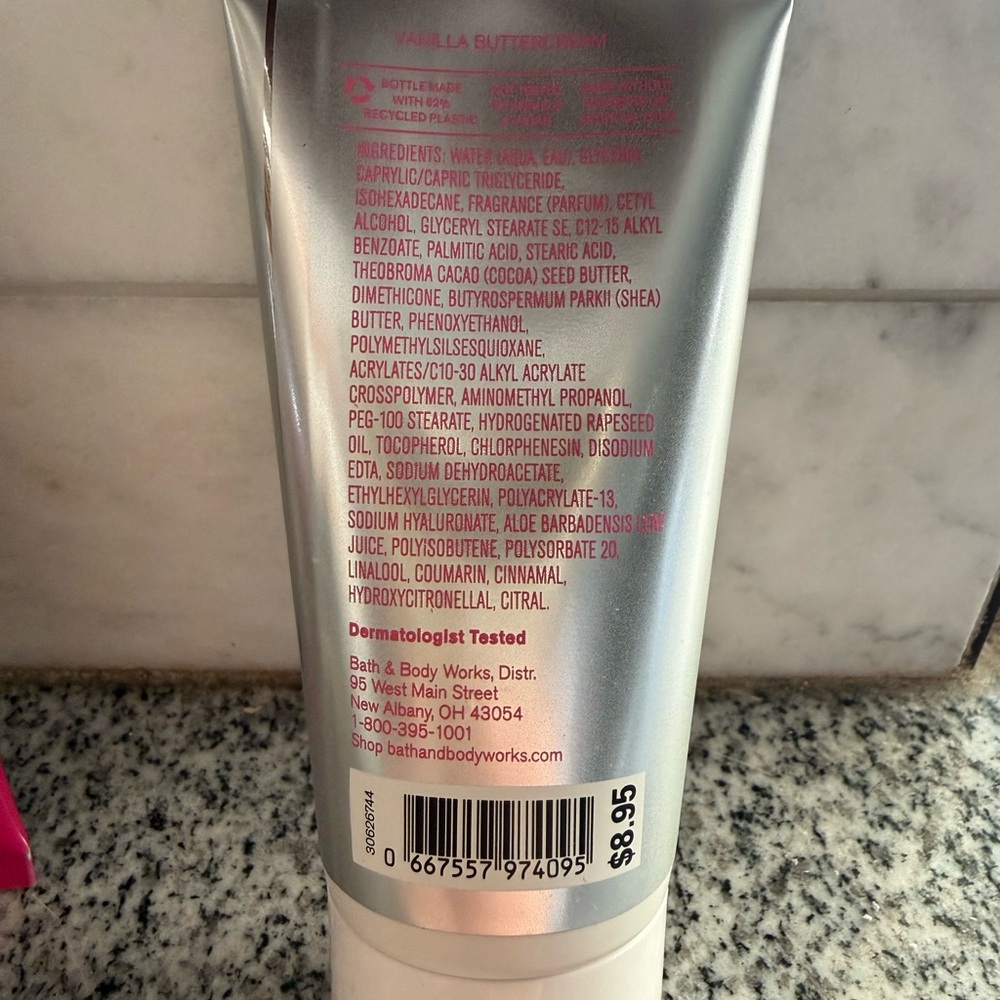 *NEW* Bath & Body Works Happy Birthday Body Cream & Hand Cream . 2.5 Oz & 1 Oz - Picture 6 of 10